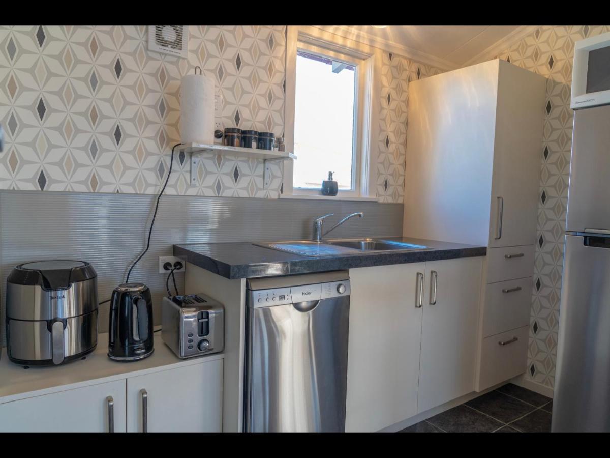 Te Anau Holiday Home - Free Wifi - Free Bikes & Kayaks - Short Walk To Lake & Town - Top Views Exterior foto