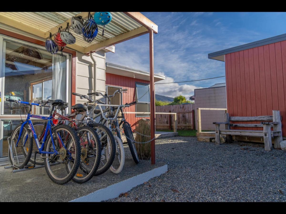 Te Anau Holiday Home - Free Wifi - Free Bikes & Kayaks - Short Walk To Lake & Town - Top Views Exterior foto