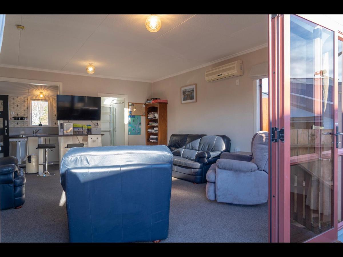 Te Anau Holiday Home - Free Wifi - Free Bikes & Kayaks - Short Walk To Lake & Town - Top Views Exterior foto